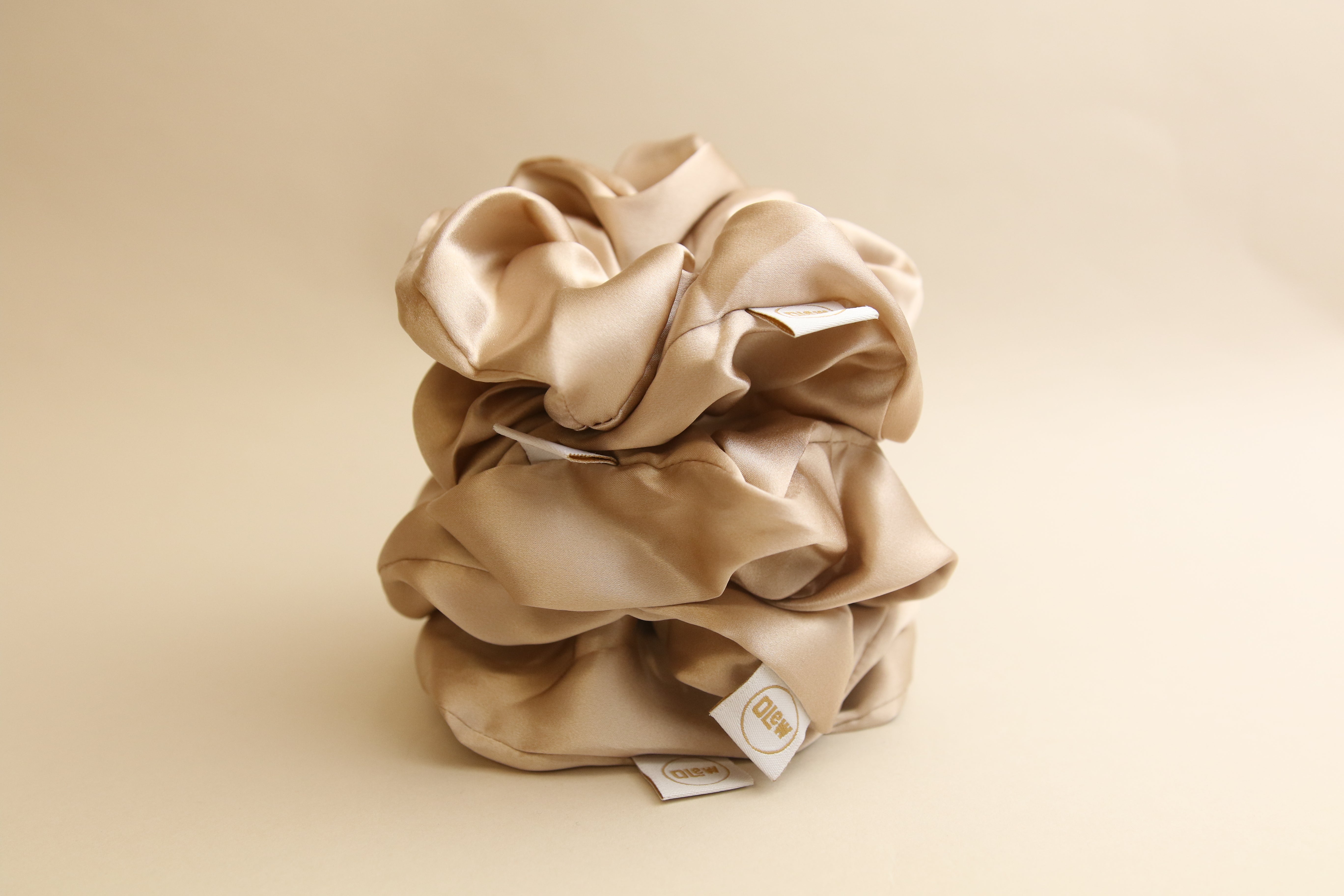 Olew Silk Scrunchie